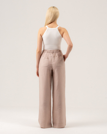 Женские брюки оттенок Пудра