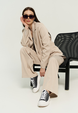 Костюм женский (жакет+брюки) оттенок Бежевый