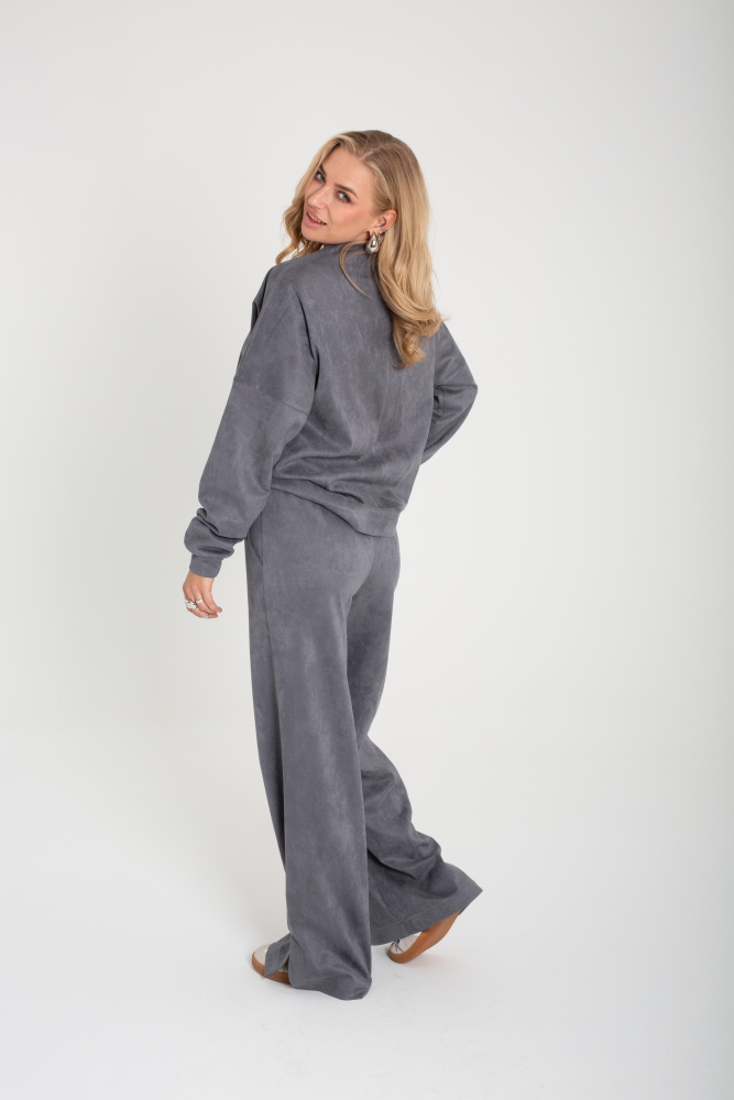 Костюм женский (свитшот+брюки) оттенок Серый