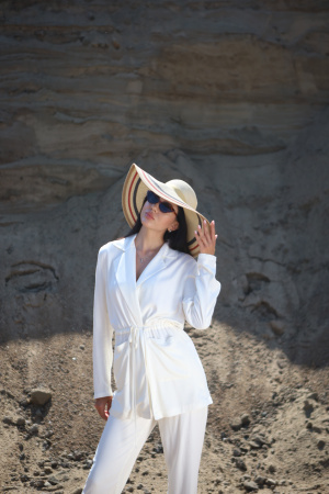 Костюм женский BONCHIC Айвори